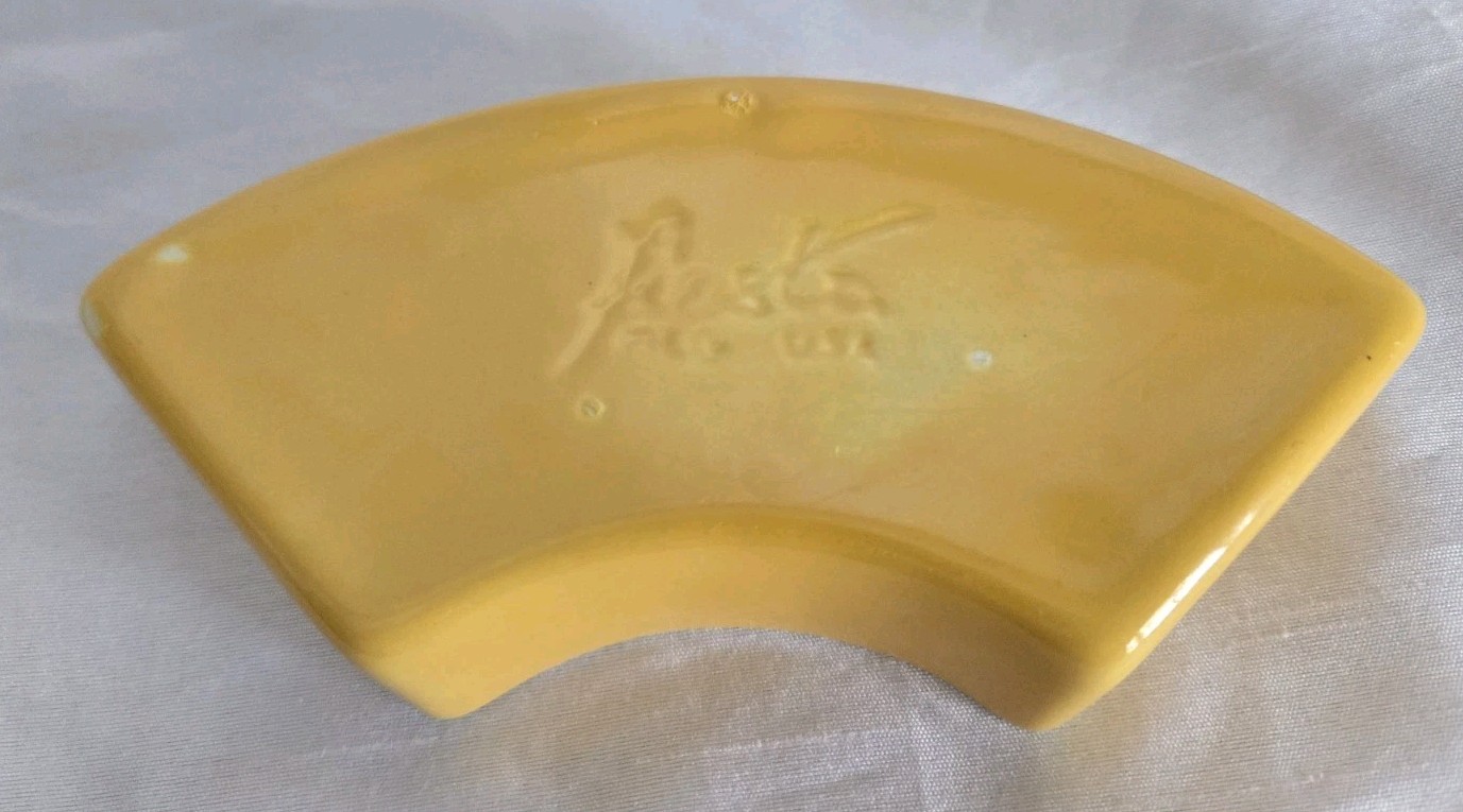 1936 RARE OLD VINTAGE FIESTA RELISH TRAY INSERT VINTAGE YELLOW FIESTA FIESTAWARE