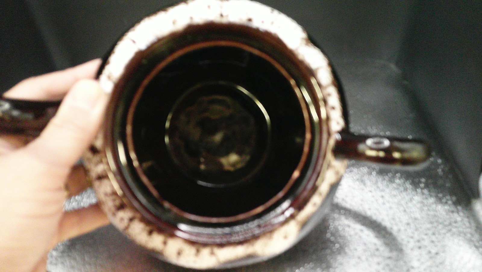 Vintage Royal Canadian Art Pottery Dripless Tea Pot Dark Brown&White Drip Glaze