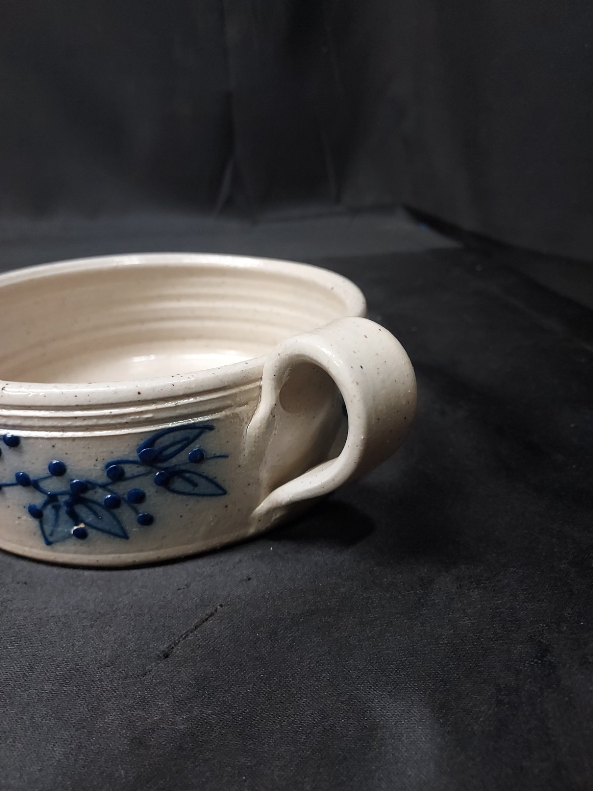 RARE Salmon Falls Stoneware Blueberry Vine 1994 Salsa Dip Bowl Signed Dover NH