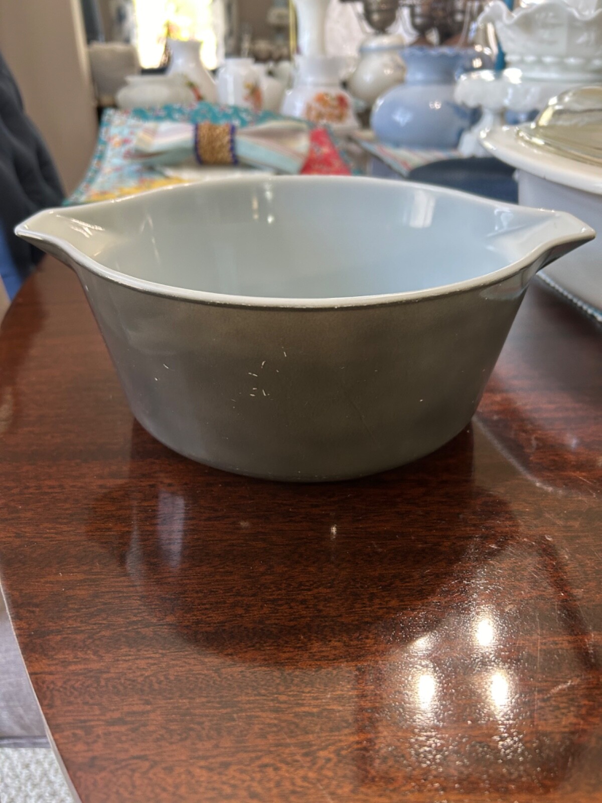 Vintage 1970’s Pyrex Promo Black Pueblo #475 – 2 ½ Quart Casserole Dish