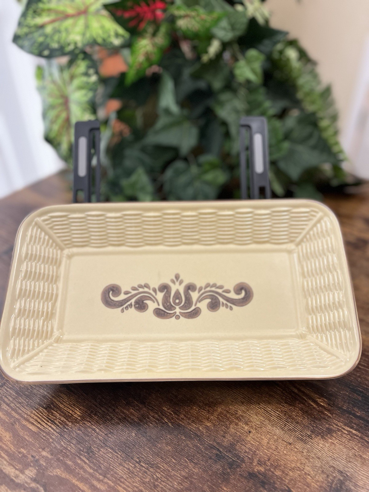 Pfaltzgraff Folk Art Basket Weave Design Serving Tray 12.5 X 6.75” EUC