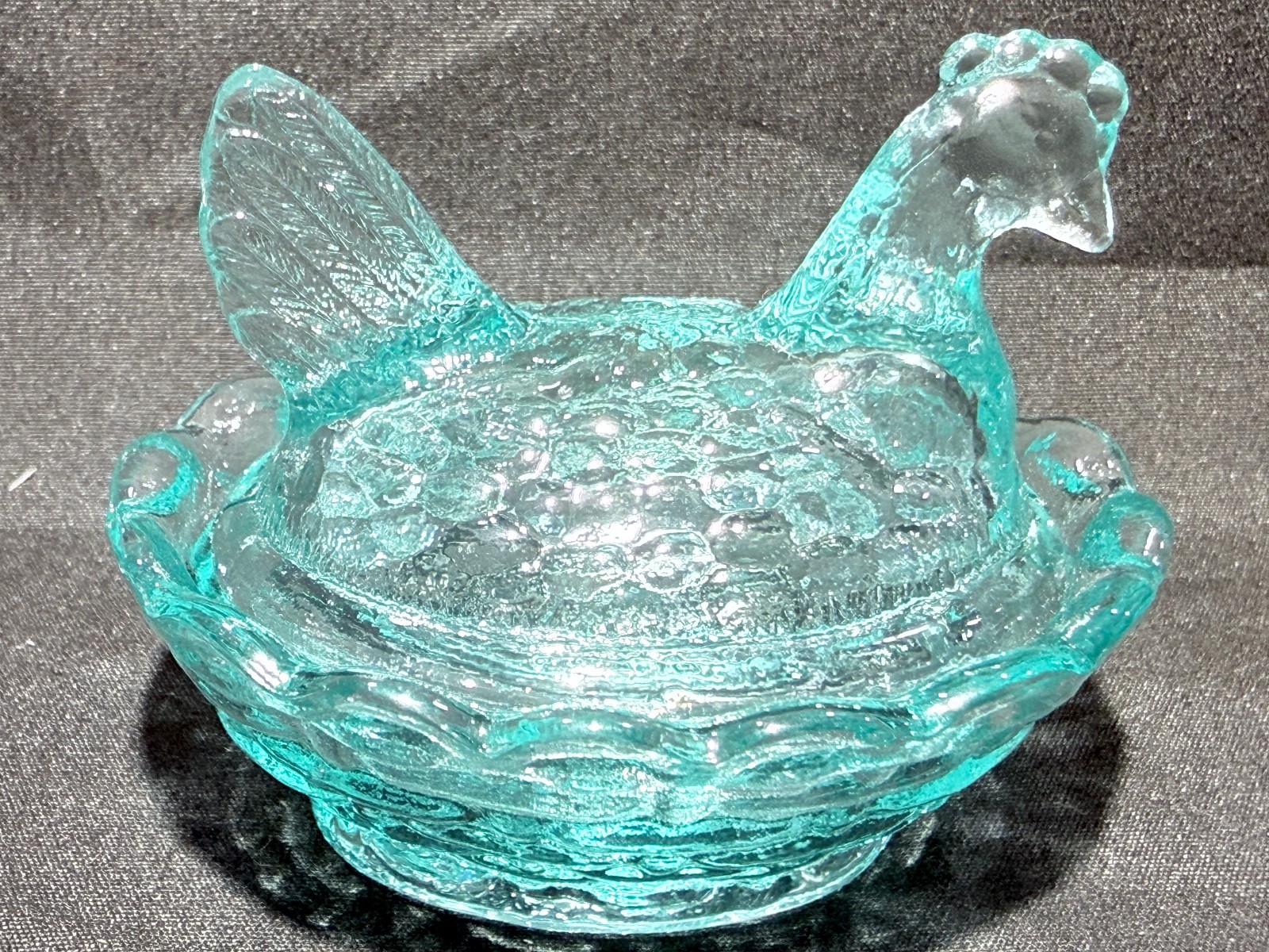Green Vaseline Uranium glass mini Hen Chicken on nest basket egg chick salt glow