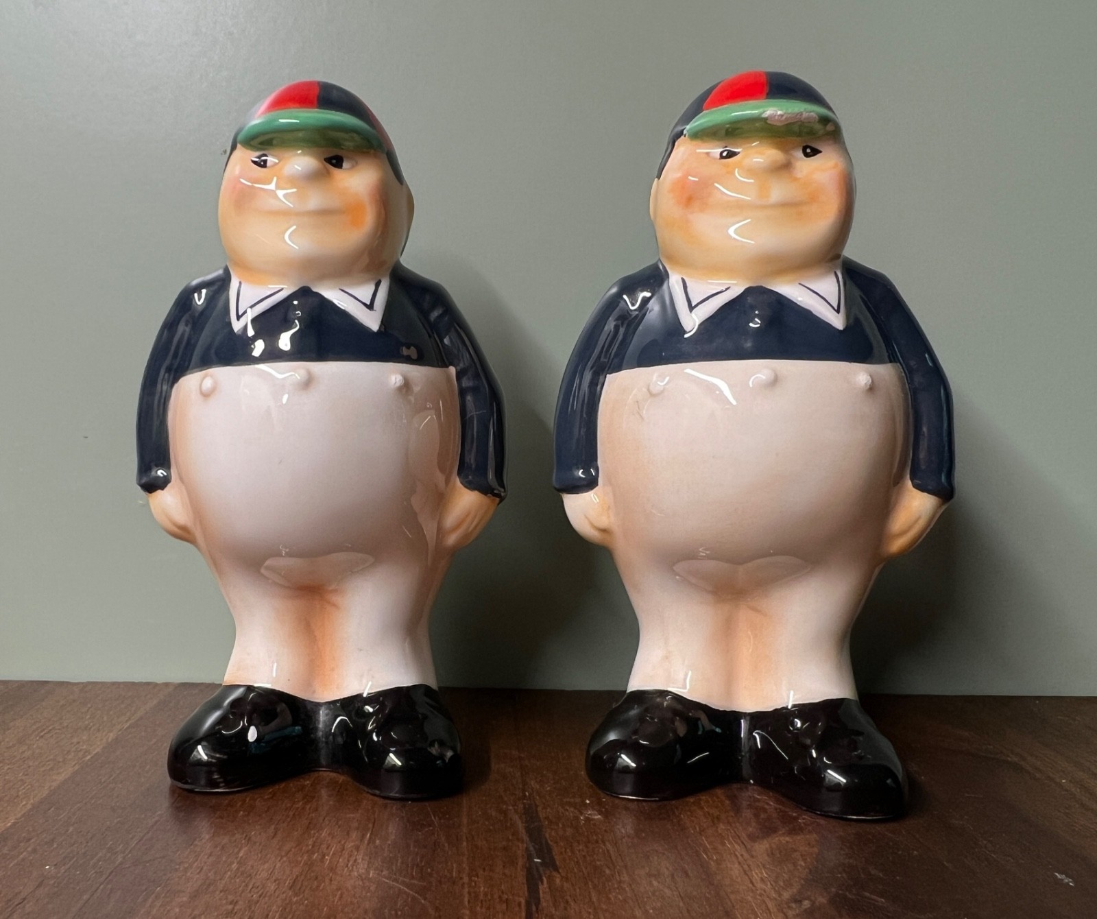 Vintage Alice in Wonderland Salt & Pepper Shakers Tweedledee & Tweedledum