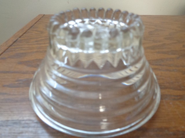 Anchor Hocking MANHATTAN CRYSTAL RELISH TRAY INSERT BOWL CENTER PIECE ONLY NICE
