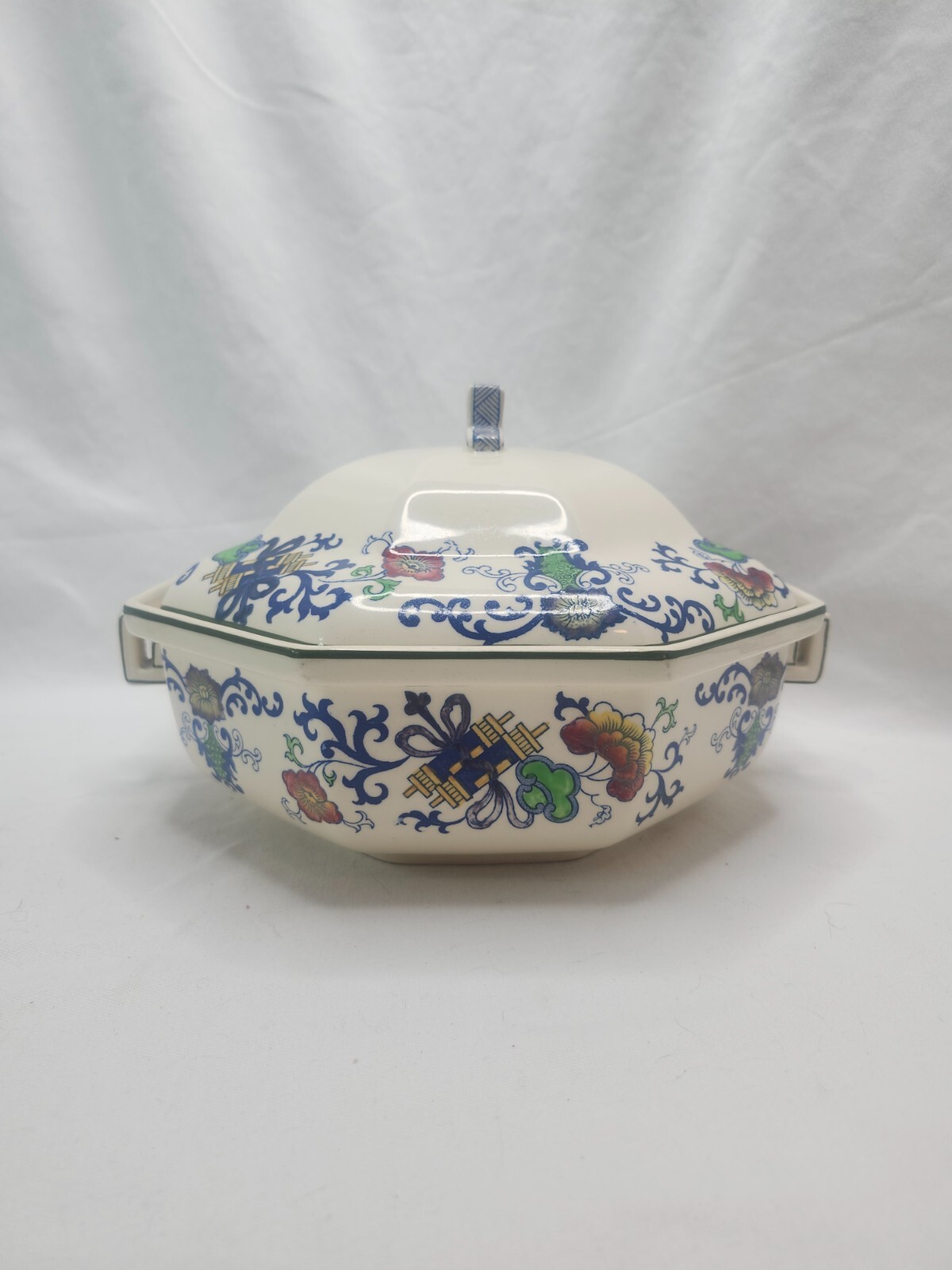 Doulton Burslem England Nankin RN 597.783 Lidded Octagan Bowl w/Painted Flowers
