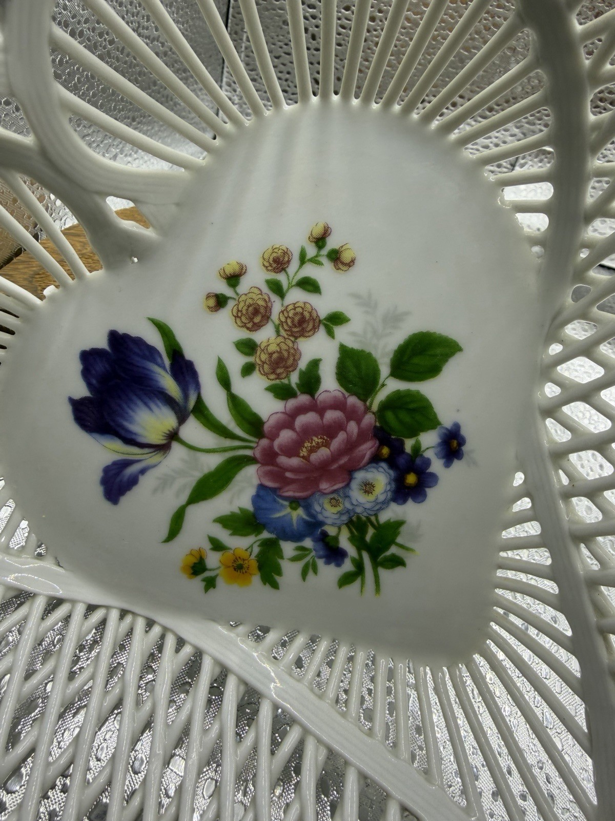 Vintage Heart Shaped Reticulated Porcelain Bowl Floral Gold Trim Romania