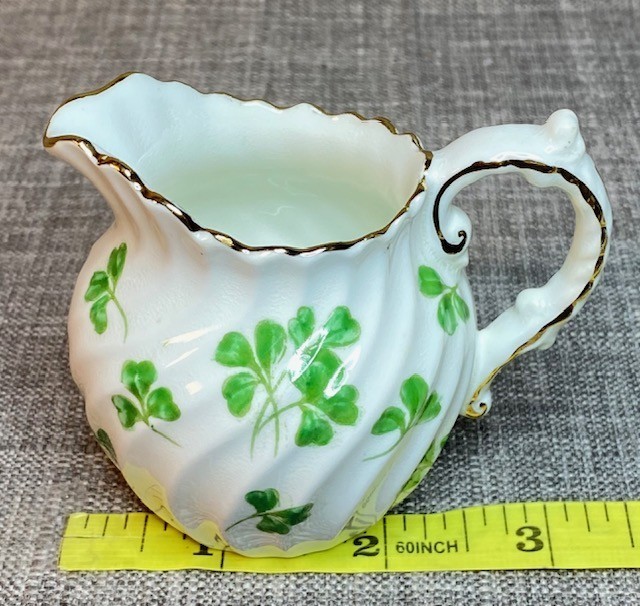 2 pc AYNSLEY England Cream & Sugar Set Bone China Green Clover Motif Gold Trim