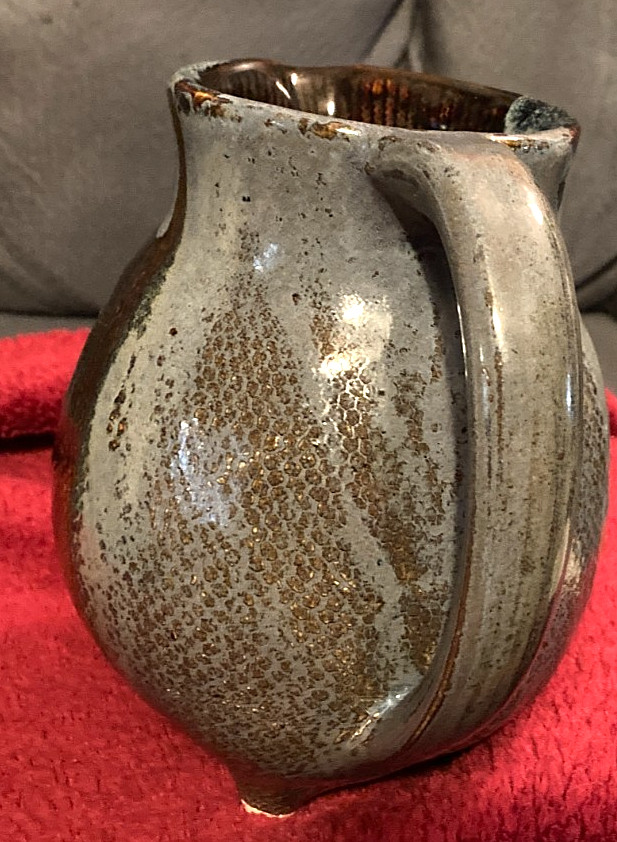 VTG Artisan Pottery Stoneware Pitcher-Signed-6.25″H-Grey & Brown Drip Glaze-EUC
