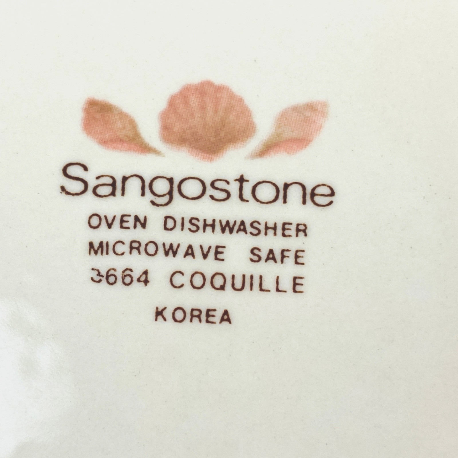 Sangostone Coquille Salad Plates Set of 4 Peach Shell Pattern 7.5 inches Vintage
