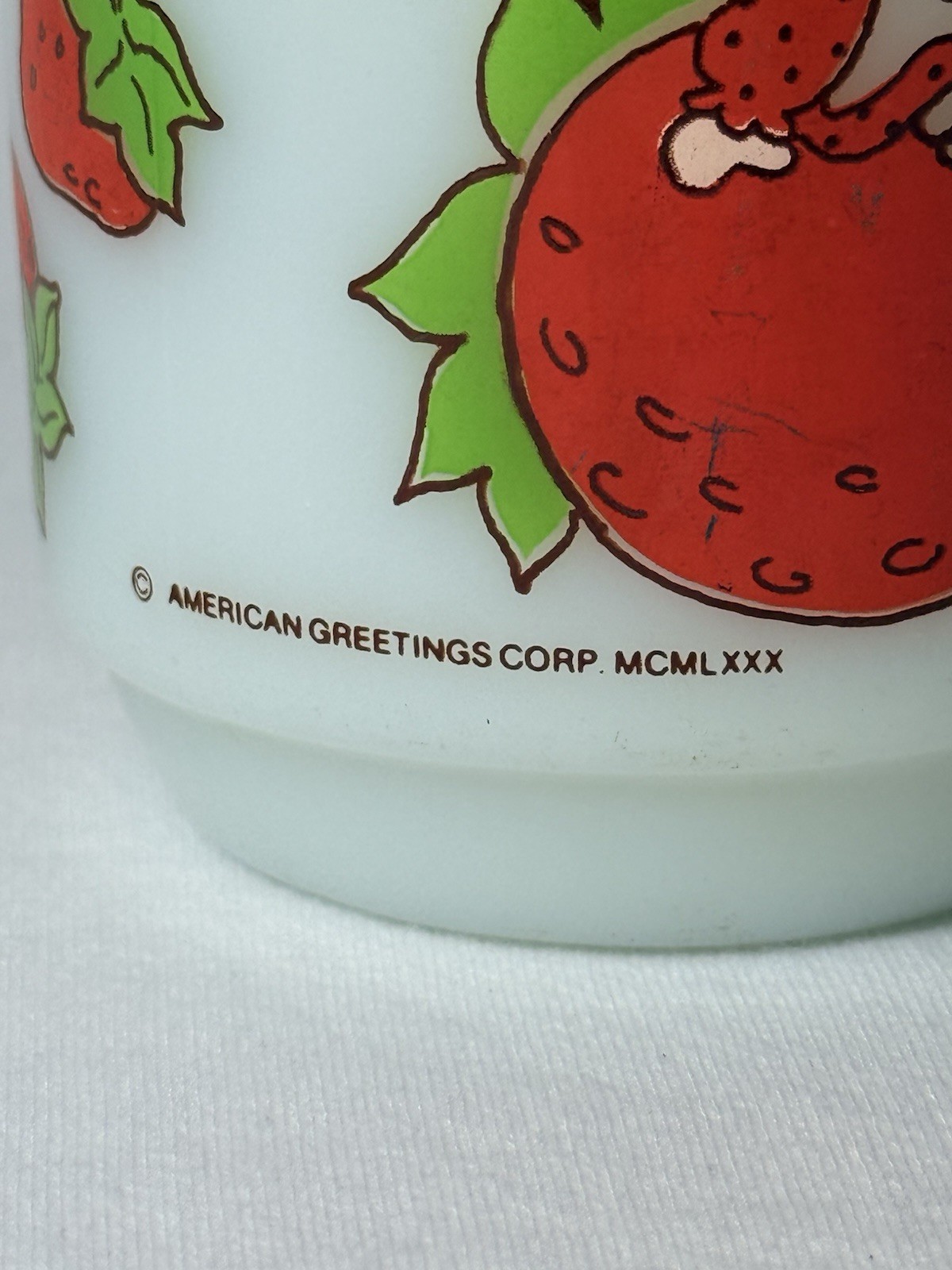 Vintage 1980 Strawberry Shortcake Milk Glass Mug Fire-King Anchor Hocking EUC