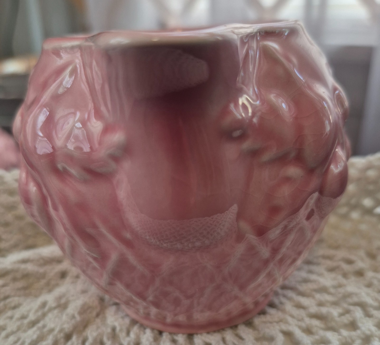 Wade glazed ceramic Pink Fruit Basket Creamer and Sugar Bowl with lid