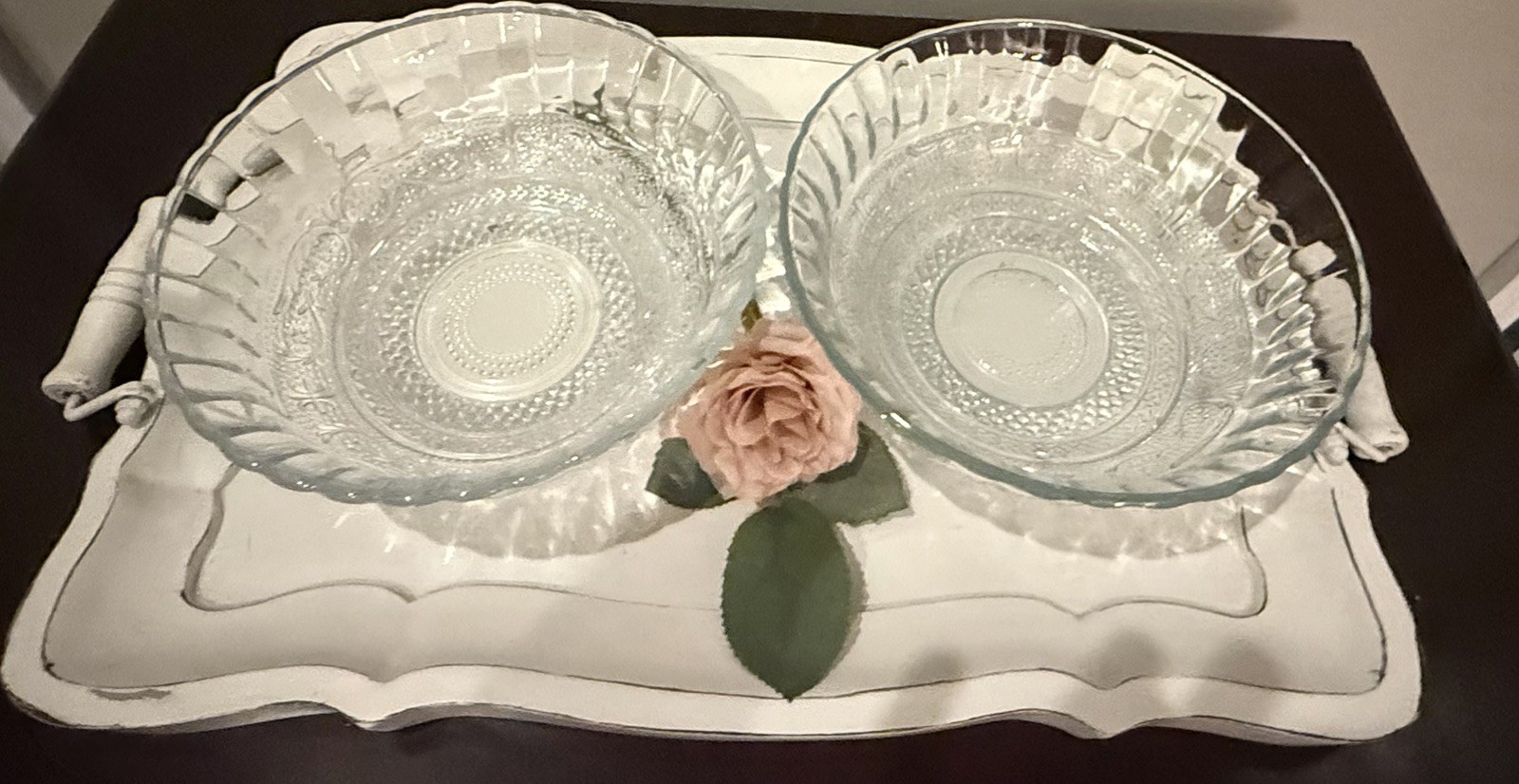 3 Pcs -VINTAGE KIG MALAYSIA Trellis Glass Sandwich; 2 Serving Bowls & 1 Lg Plate