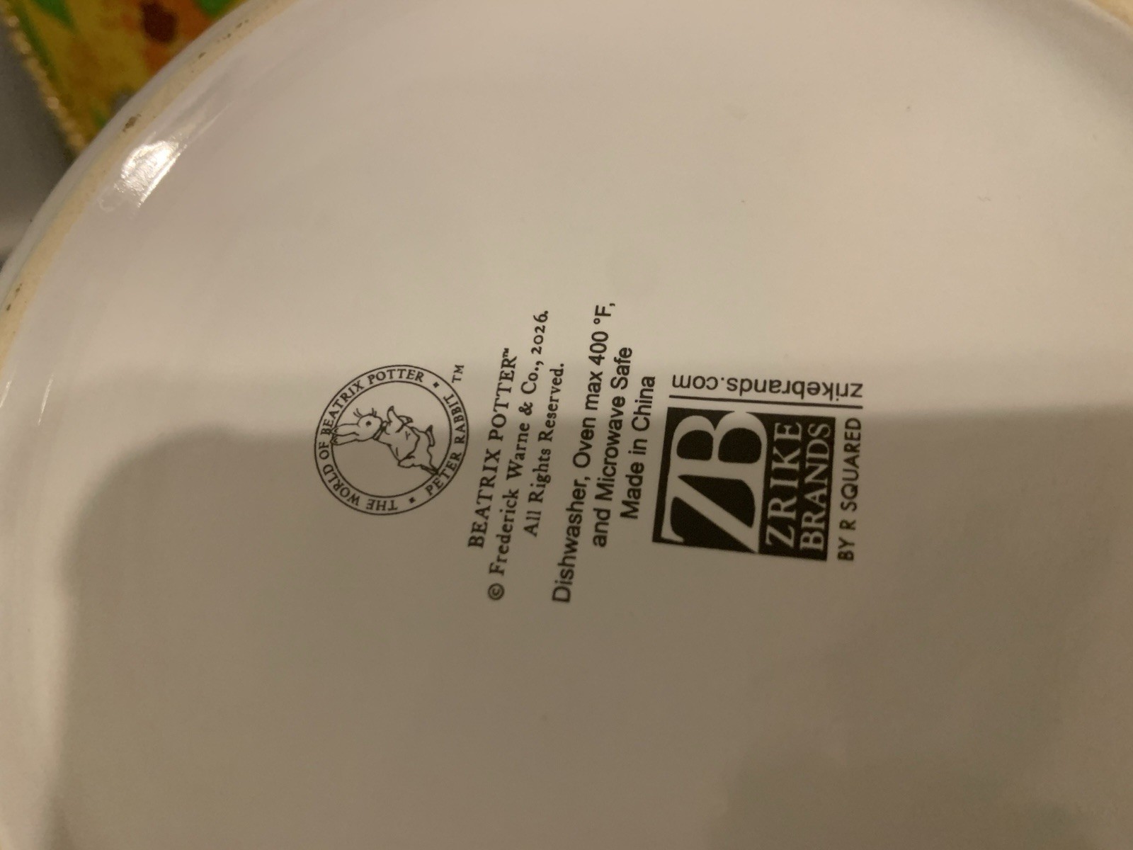 Beatrix Potter Peter Rabbit Round Ceramic Covered Casserole Dish w/ Lid, 400°F