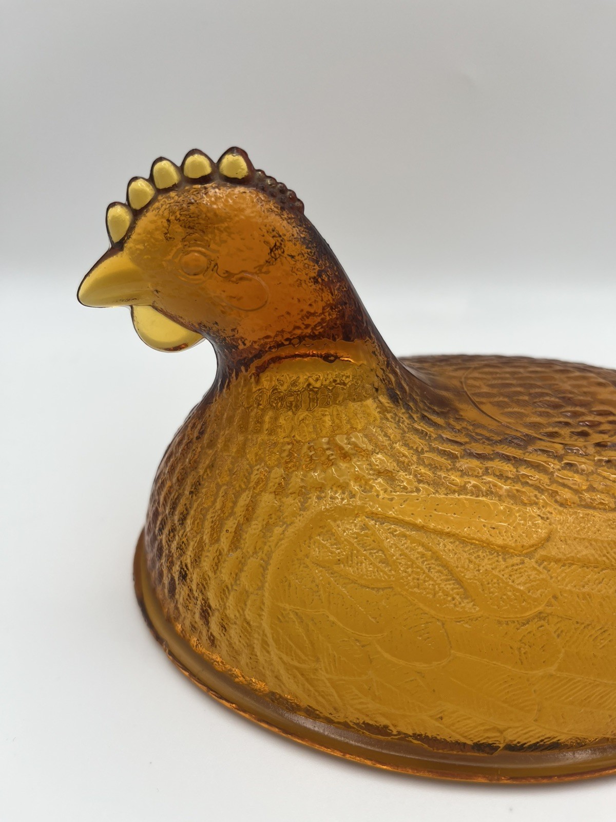 Vintage Indiana Glass Amber Hen on Nest Covered Candy Dish Chicken Beaded Rim 7″
