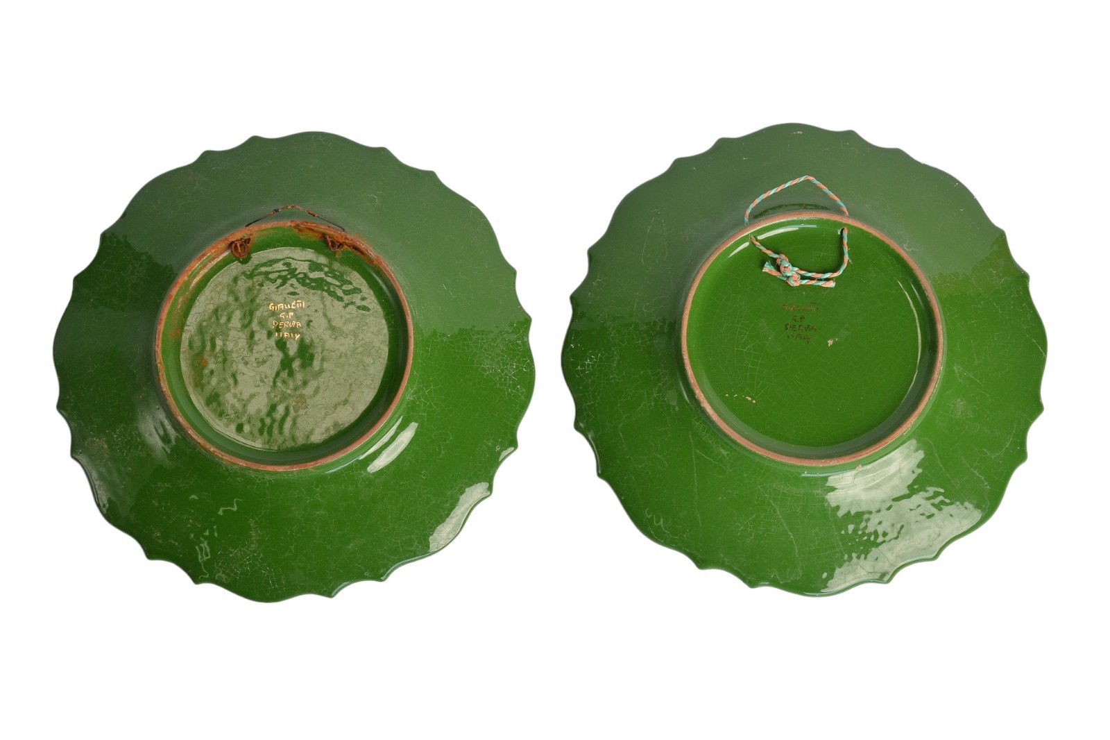 Pair Vintage Gialletti Pietro Deruta Italy Majolica Portrait Wall Plates 13”