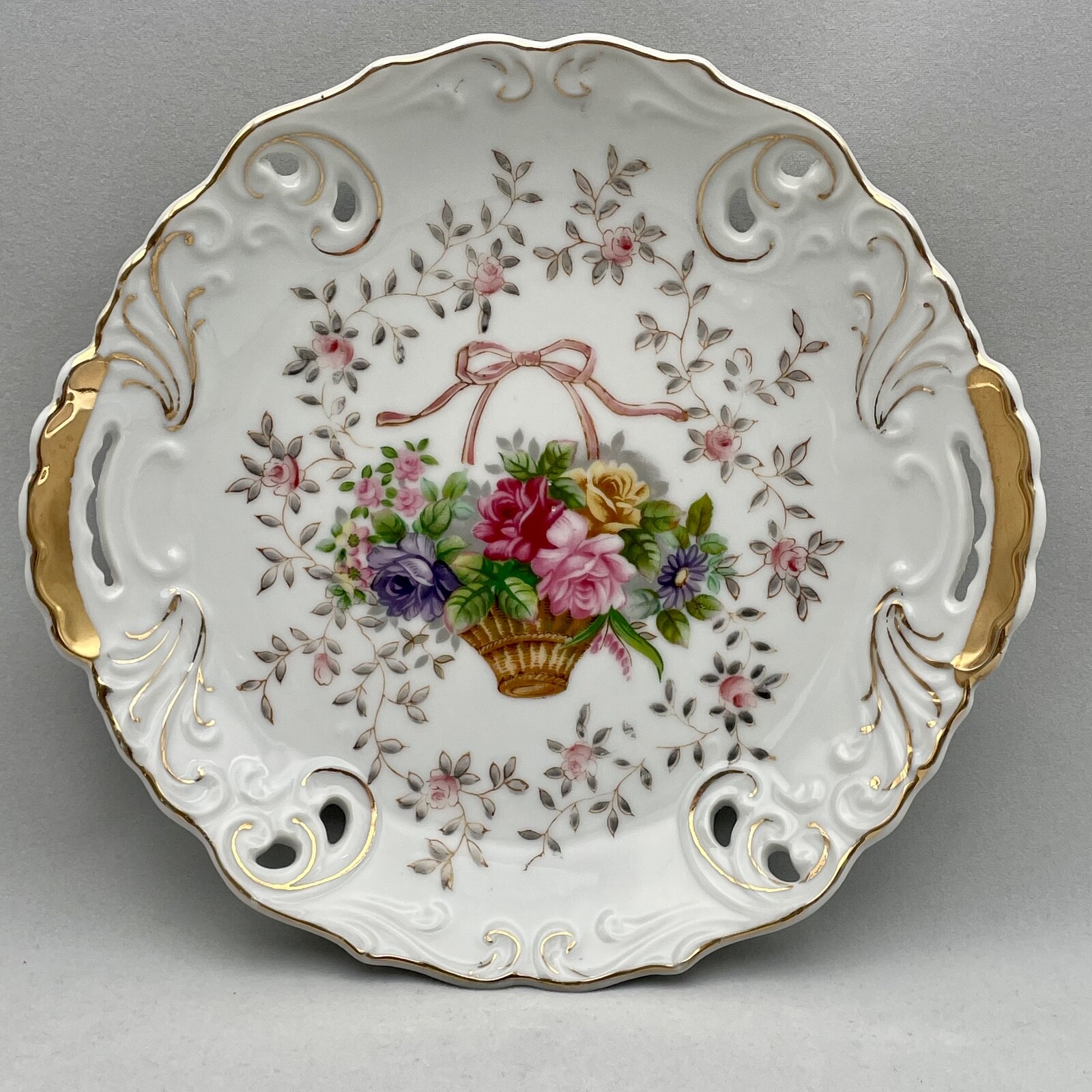 Lipper+Mann L&M Bristol Garden Pattern Decorative Plate Porcelain Gilded 8.5″