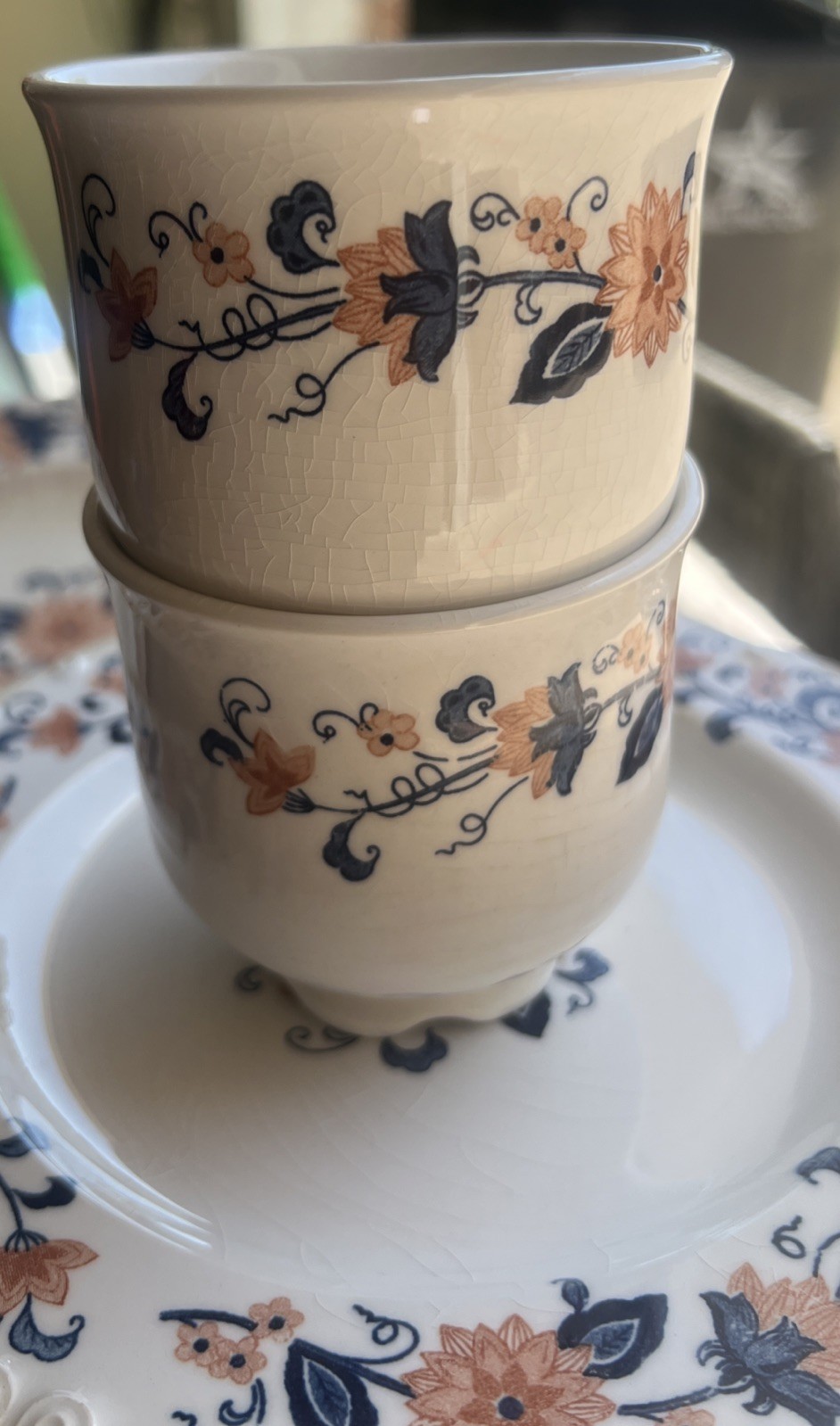 Vintage Nikko Japan Ironstone “Blue vineyard” Peach And Navy Floral Dinner 15 Pc
