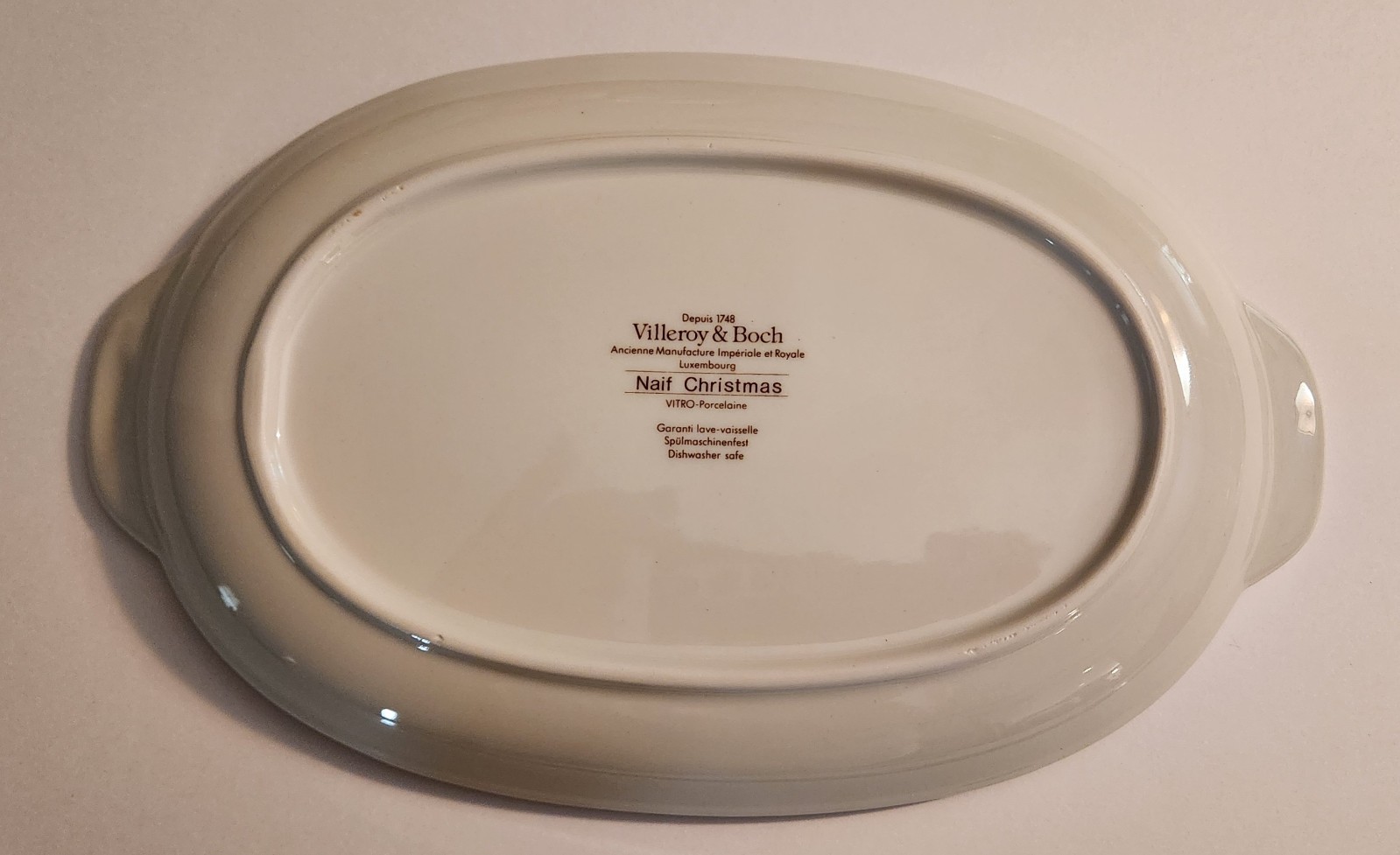 Villeroy & Boch Naif Christmas 10 1/4″ Oval Handled Plate Serving Platter