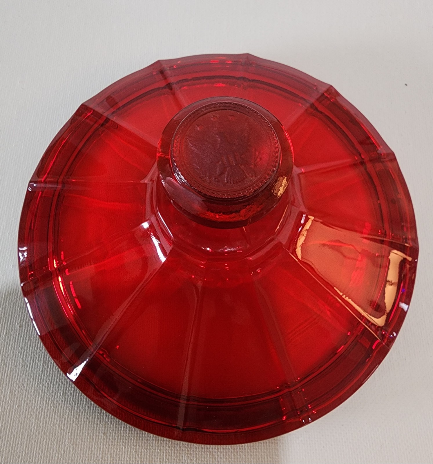 Vtg.Fostoria Coin Glass Ruby Red Covered Candy Dish w/Liberty Emblems 6.5Wx4.25H