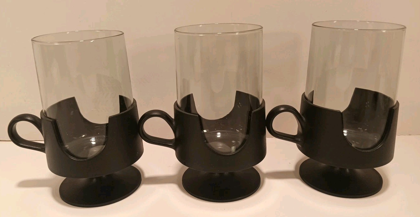 Set Of 3 Vintage Glas-Snap By Corning 8oz Tumblers With Black Plastic Holders