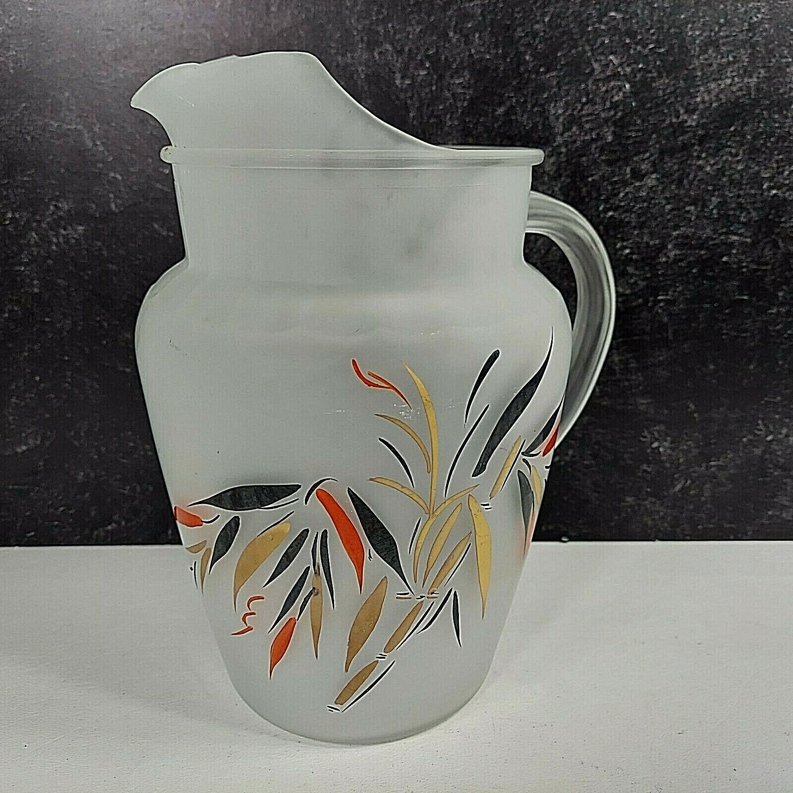 Frosted Cold Drink Juice Pitcher 2-Quart Red Black Gold Bamboo Design MCM VTG
