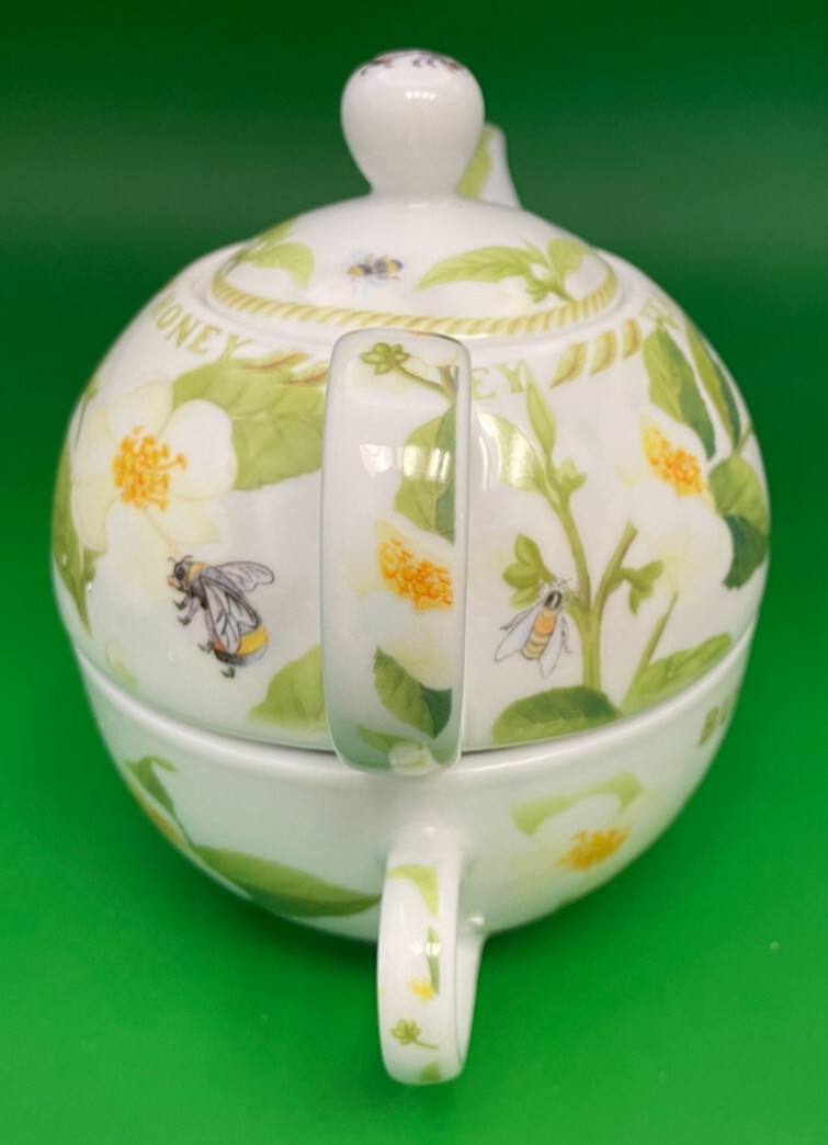 Cardew Tea for One Tea & Honey Busy Bees TGUY Designed in England Ceramic