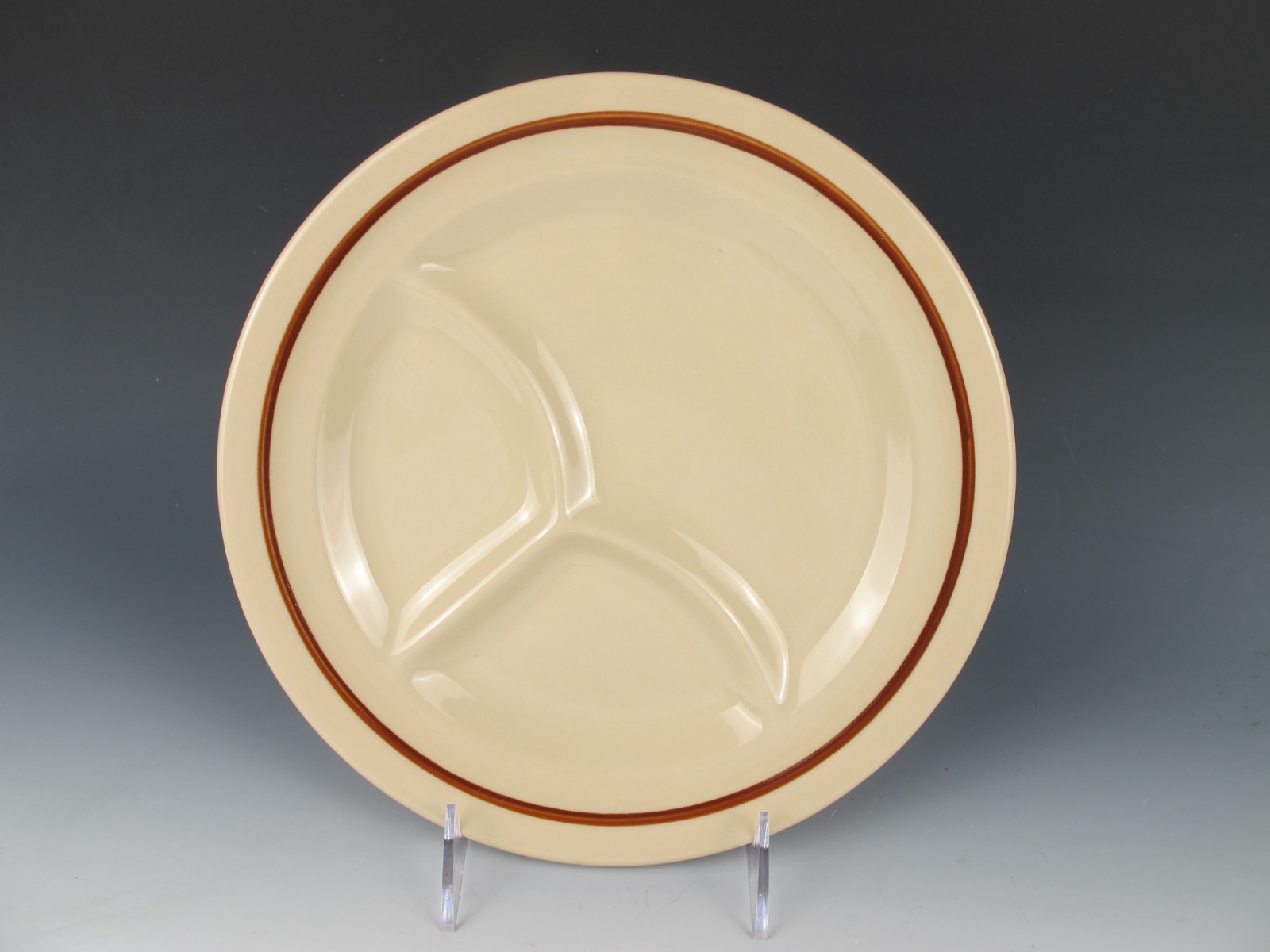 (6) Caribe China Restaurant Ware Section Grill Plates