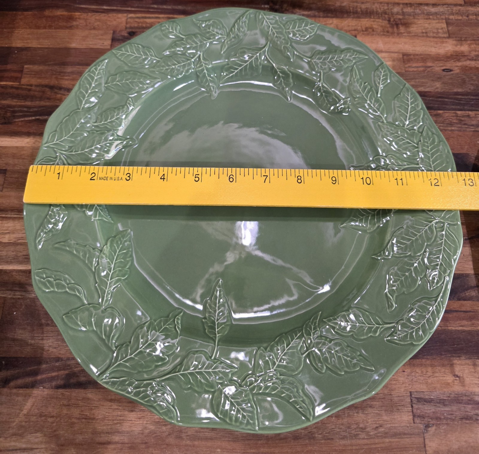 4 Green Leaf Majolica Charger Plates Italy Ceramic Italian 1997 Summer Arbor