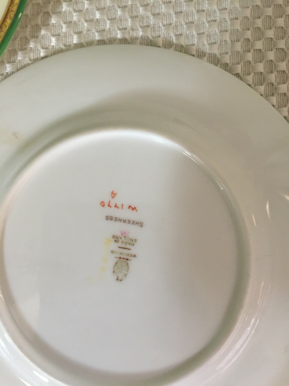 Wedgwood Sheerness Bouillon Cup & Saucer Set of 4 England Bone China Mint
