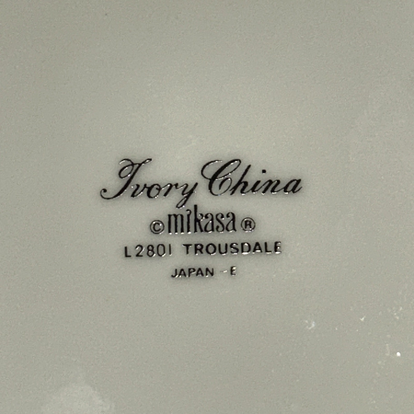 4 Mikasa Trousdale 6 1/2″ Bread Plates L2801