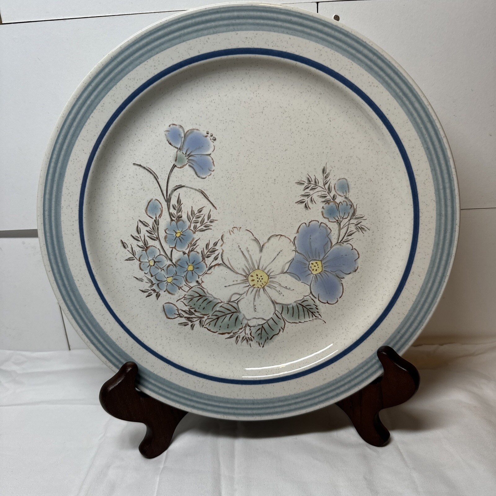 VTG Mount Clemens Pottery Dessert Plate Stoneware Fashion Blue Whisper Floral