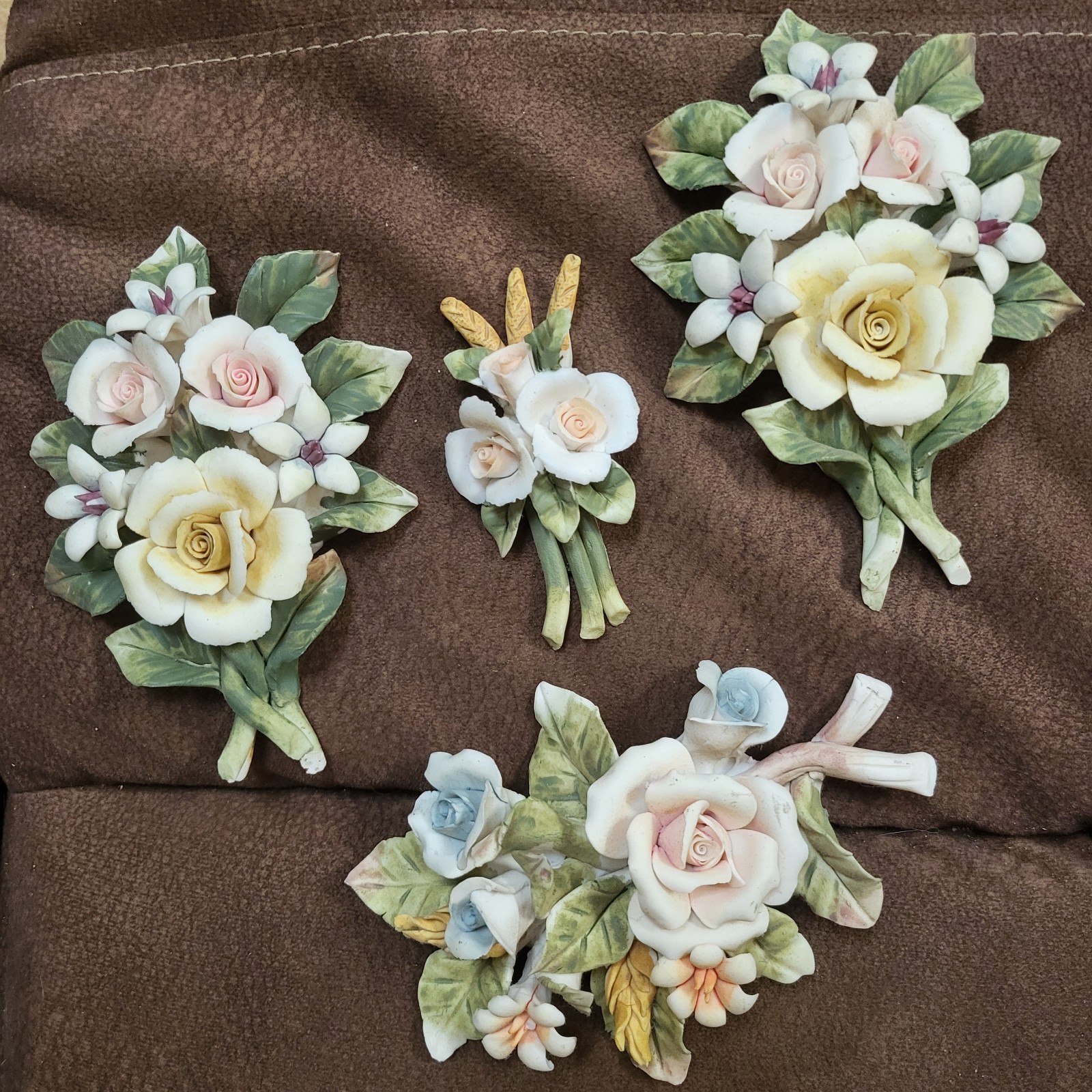 Capodimonte Italy Pink Yellow Peach Roses Ceramic Flowers Centerpiece Vintage