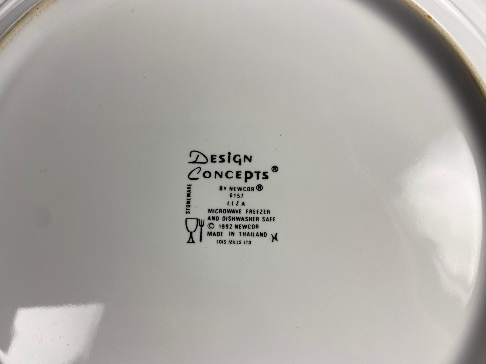 1980s 90s 1992 Newcor Design Concepts Liza Small Plate