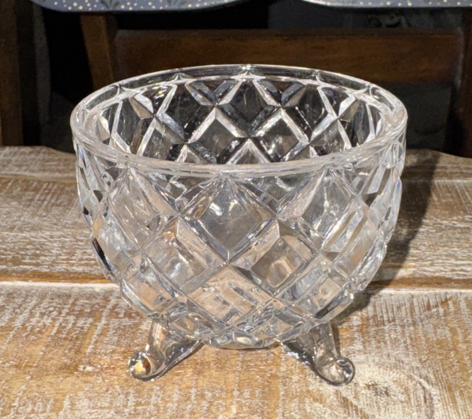 Vintage Pineapple Footed Crystal Candy Dish Bottom ONLY – Diameter 3.5 in