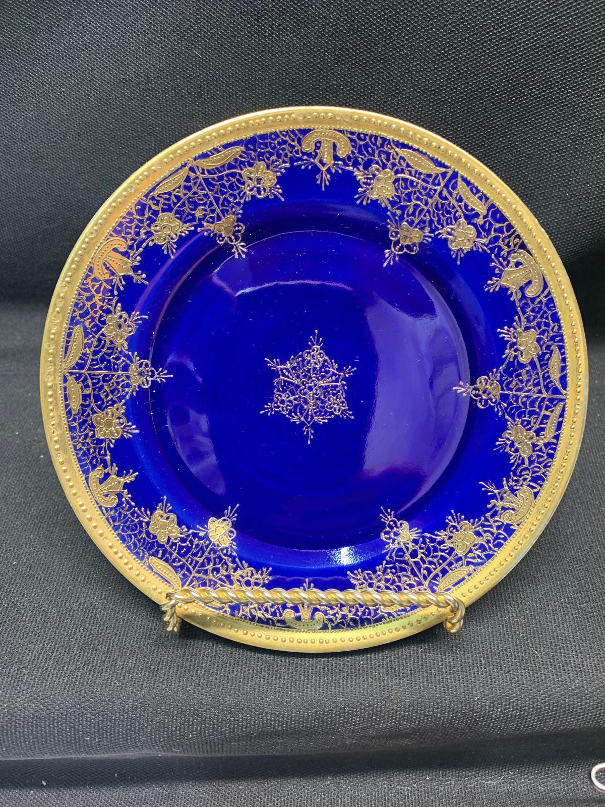 NIPPON COBALT BLUE & GOLD GILT BREAD DESSERT PLATE 6 1/2″ DIAMETER EXC. COND.
