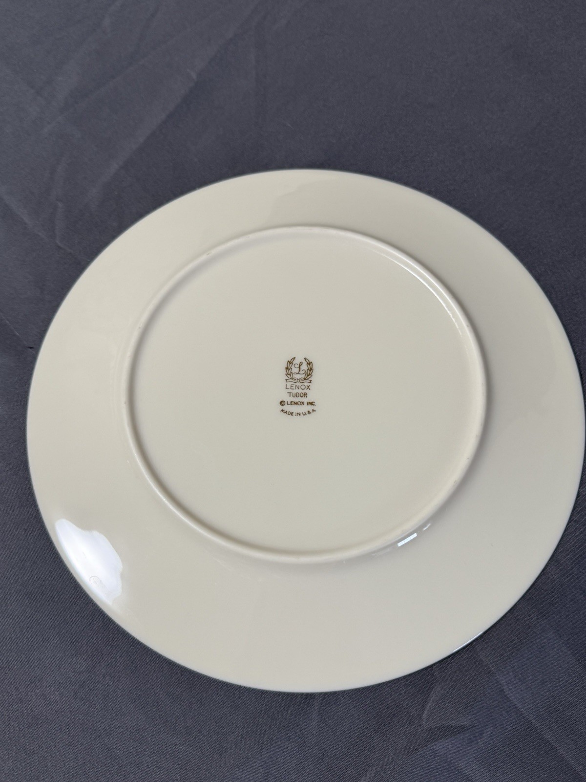 Lenox Tudor Plate 8 1/8″ Gold Blue Border Made in USA Replacement#2
