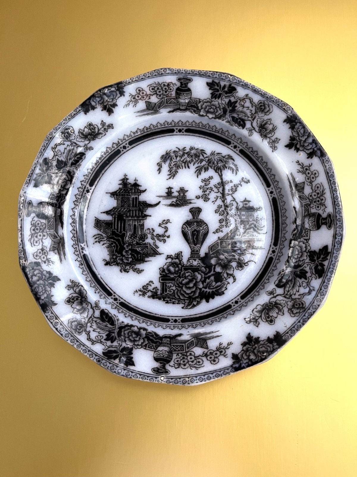 Antique W. Adams & Sons JEDDO Mullberry Ironstone 7.25″ Plate 1845 to 1855