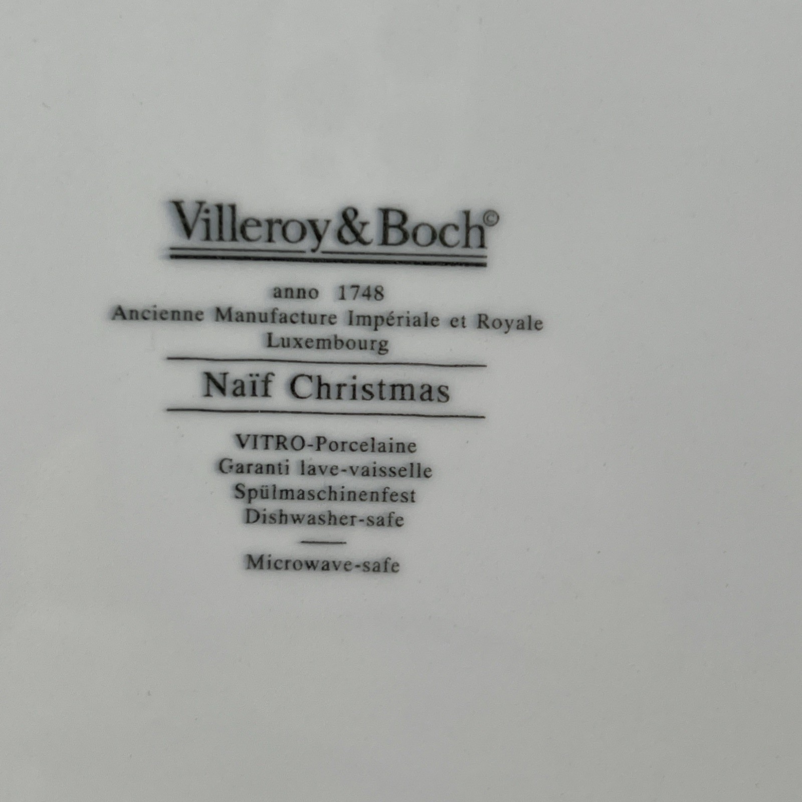 Villeroy & Boch Naif Christmas 12″ Serving Plate – Winter Village Scene