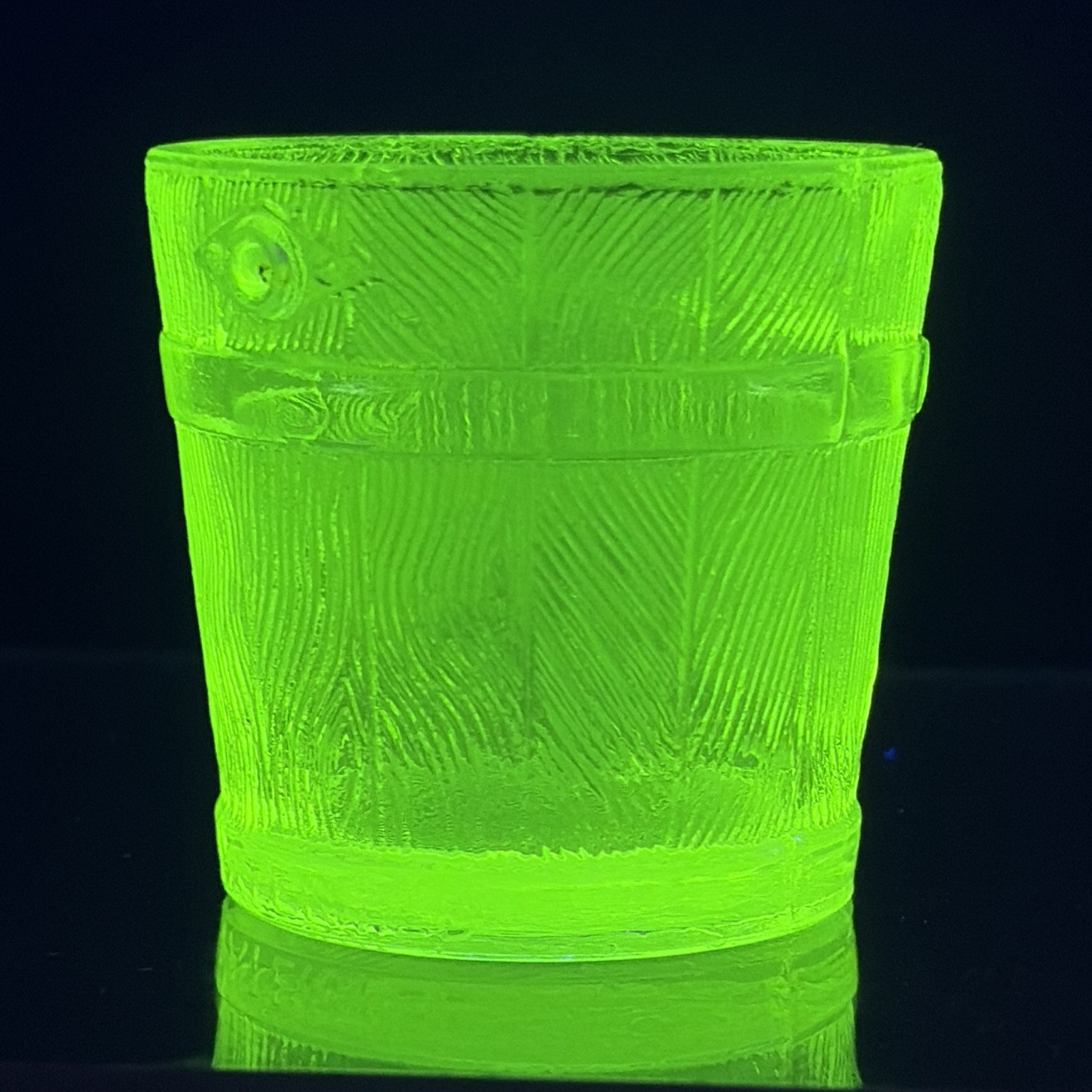 Bryce Bros Old Oaken Bucket Toothpick Holder 2″ Vaseline Uranium UV Glow EAPG