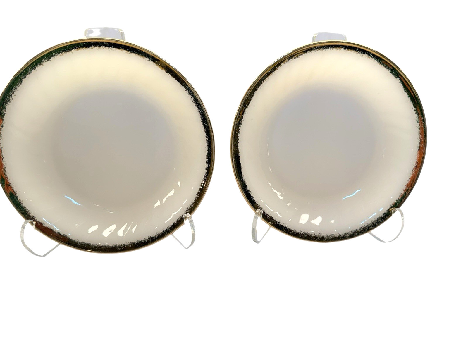 PRISTINE Vintage Fire-King Swirl 7.5″ Coupe Soup Bowls Smooth Rim Gold -Set of 2
