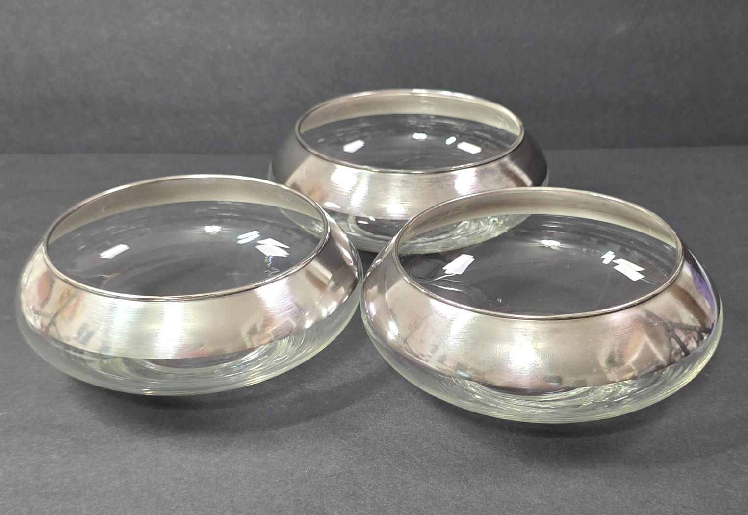Dorothy Thorpe Allegro Silver Rim Glass Bowl MCM Hollywood Regency Home Decor
