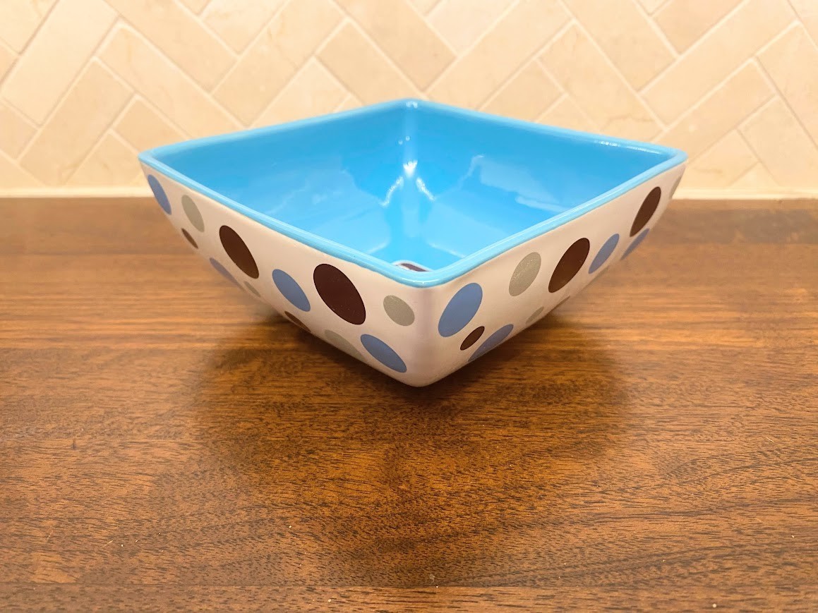 Need More Hershey’s Kisses Dish Bowl Blue White Polka Dots Candy Chocolate 5″x5″