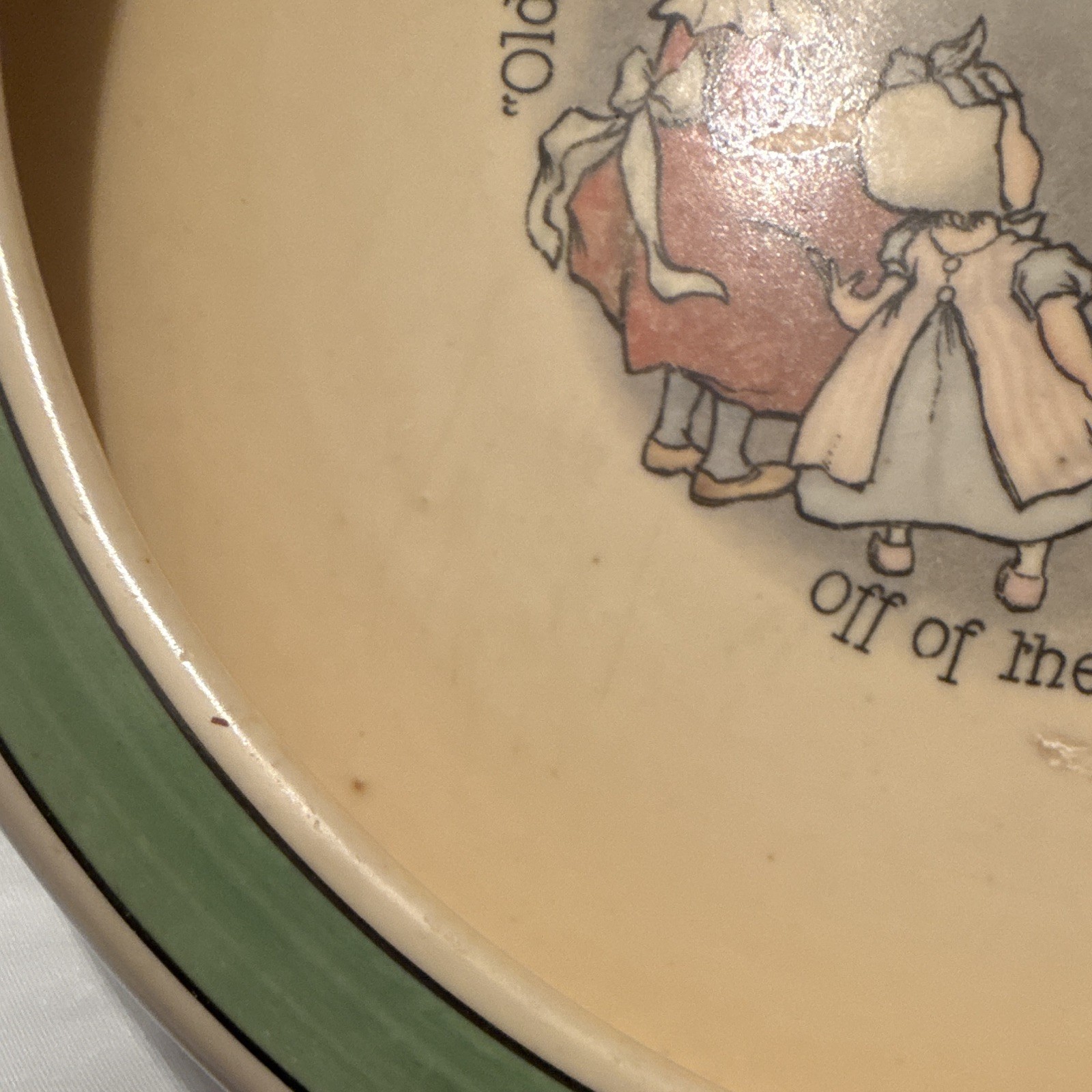Ceramic Pottery Nursery Rhyme Bowl Beige w/ Green Rim Glossy 8 in Round