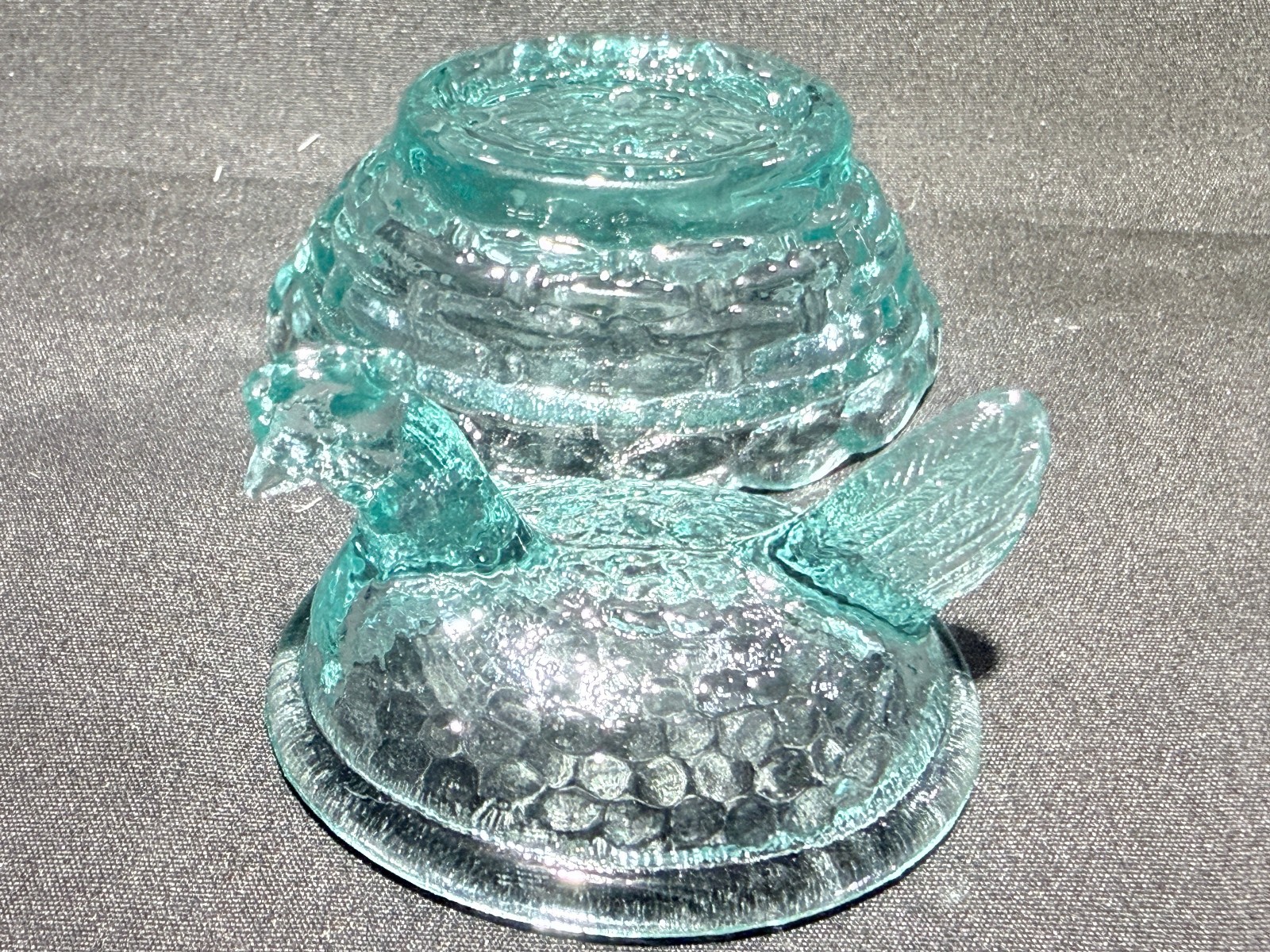 Green Vaseline Uranium glass mini Hen Chicken on nest basket egg chick salt glow
