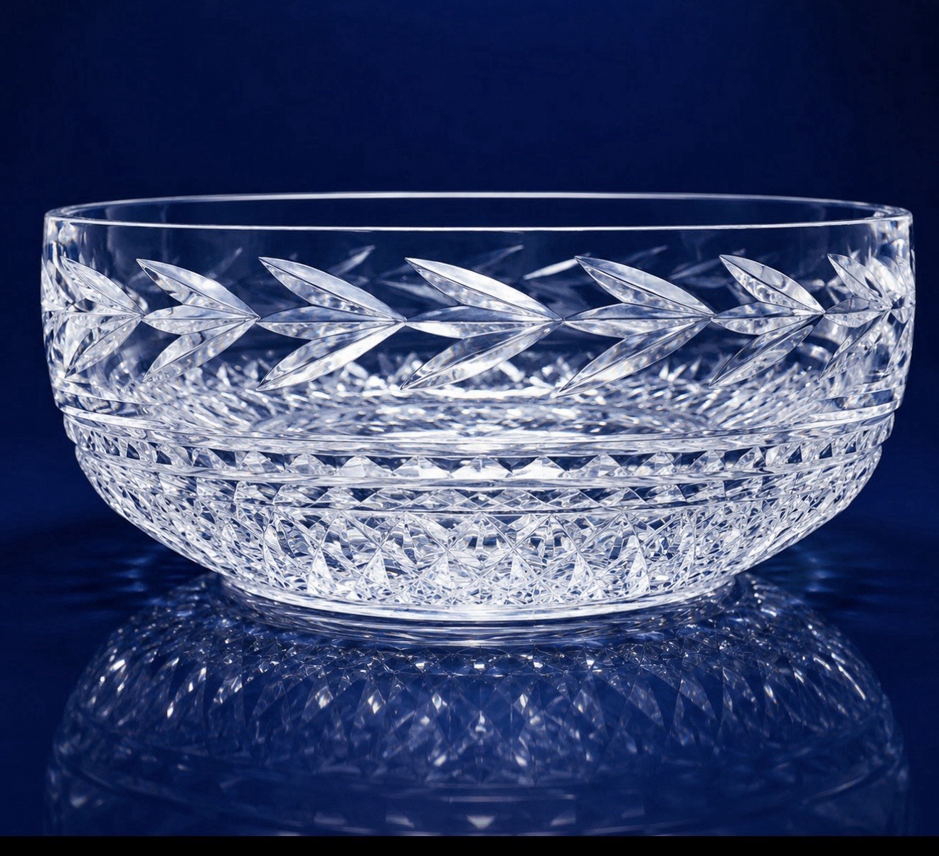 Vintage Waterford 10” Bowl Waterford Crystal. Center Bowl