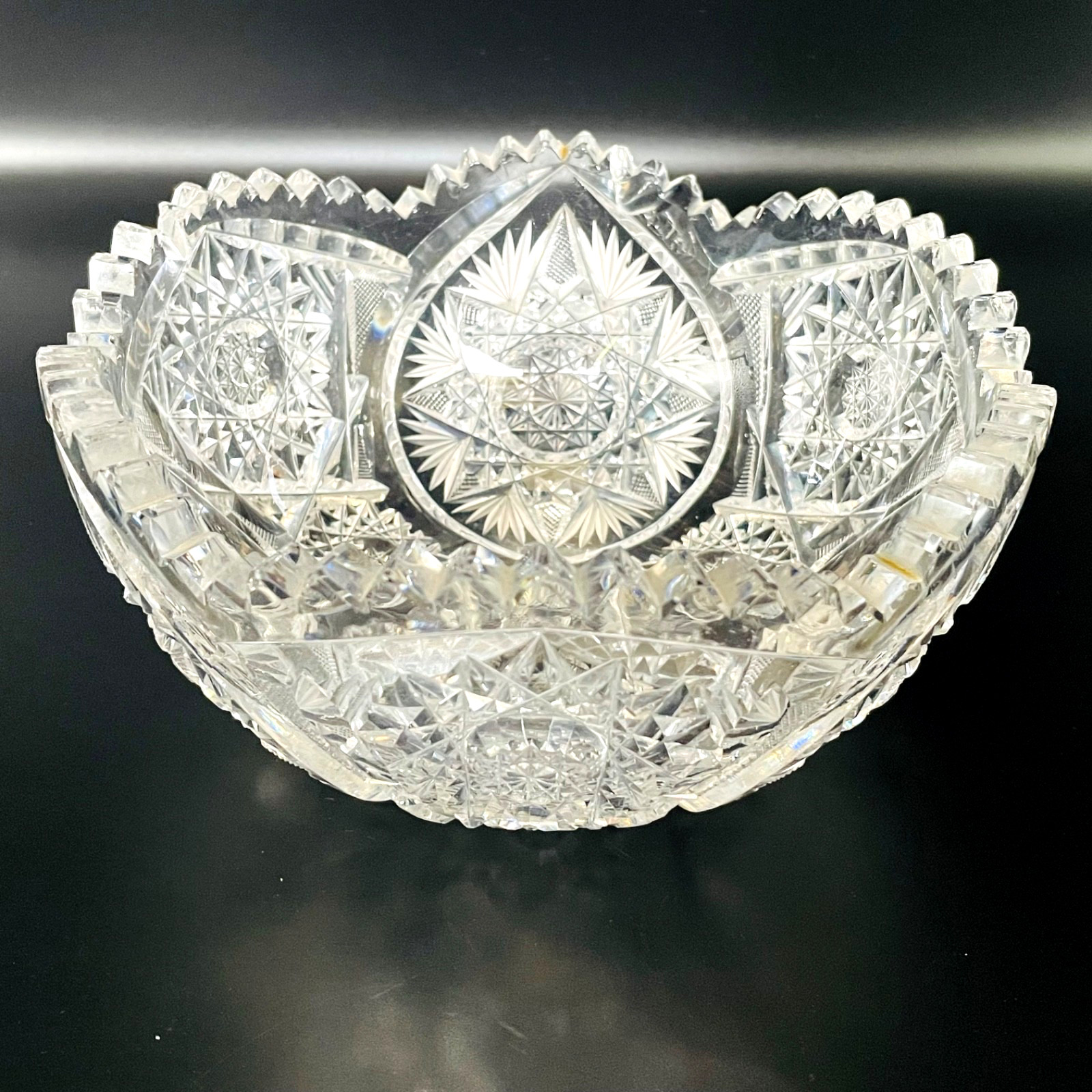 American Brilliant Cut Antique Sawtooth Scalloped Edge Lead Glass Star Bowl 8”