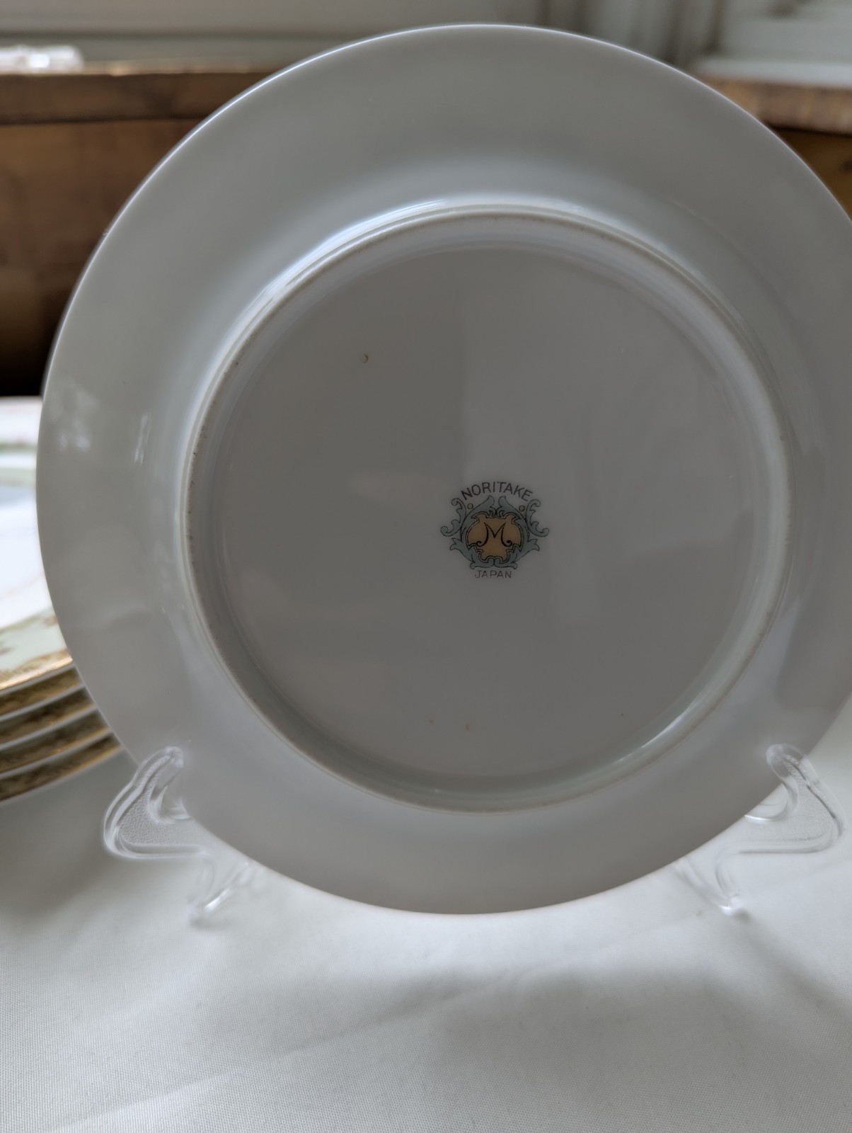 VTG Noritake China N128 White Tan Border Gold Trim floral Garland 20 Piece Set