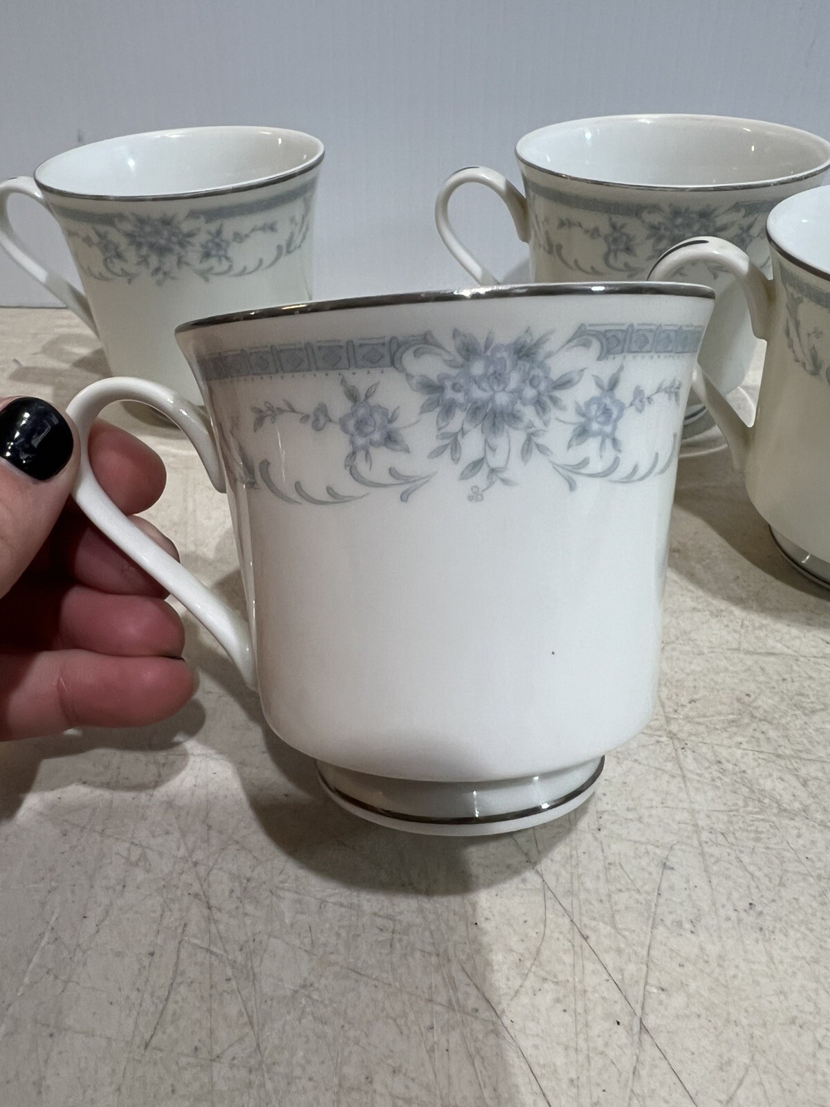 Vintage Sheffield Blue Whisper Porcelain Bone China 4 Tea Coffee Cups 1985 Japan