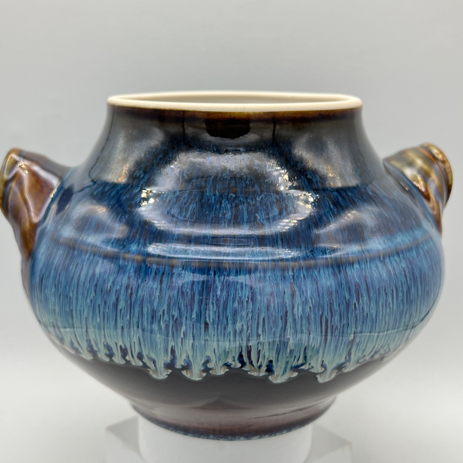 BILL CAMPBELL Studio Art Pottery Porcelain Jar Blue Drip Glaze RARE MINT