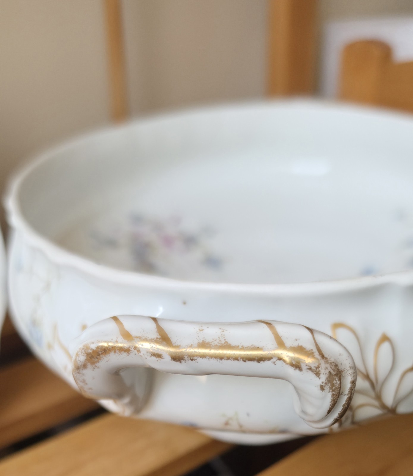Theodore Haviland Oval Covered Vegetable-Pink Roses/Blue Scrolls -Schleiger